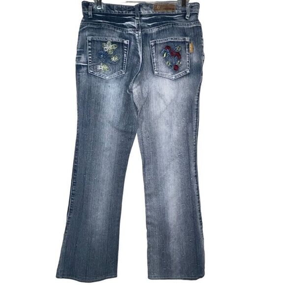 Yuanhui Women's Jeans Size 29‎ Blue Embellished Embroidered Whisker Bootcut - Picture 1 of 11